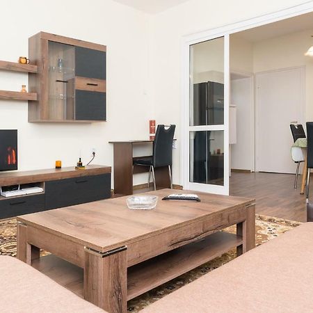 Central Academic Apartment София Экстерьер фото